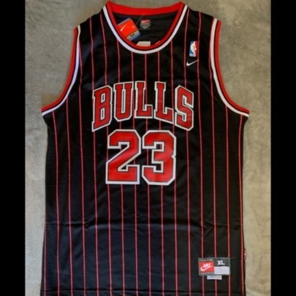 michael jordan throwback jersey